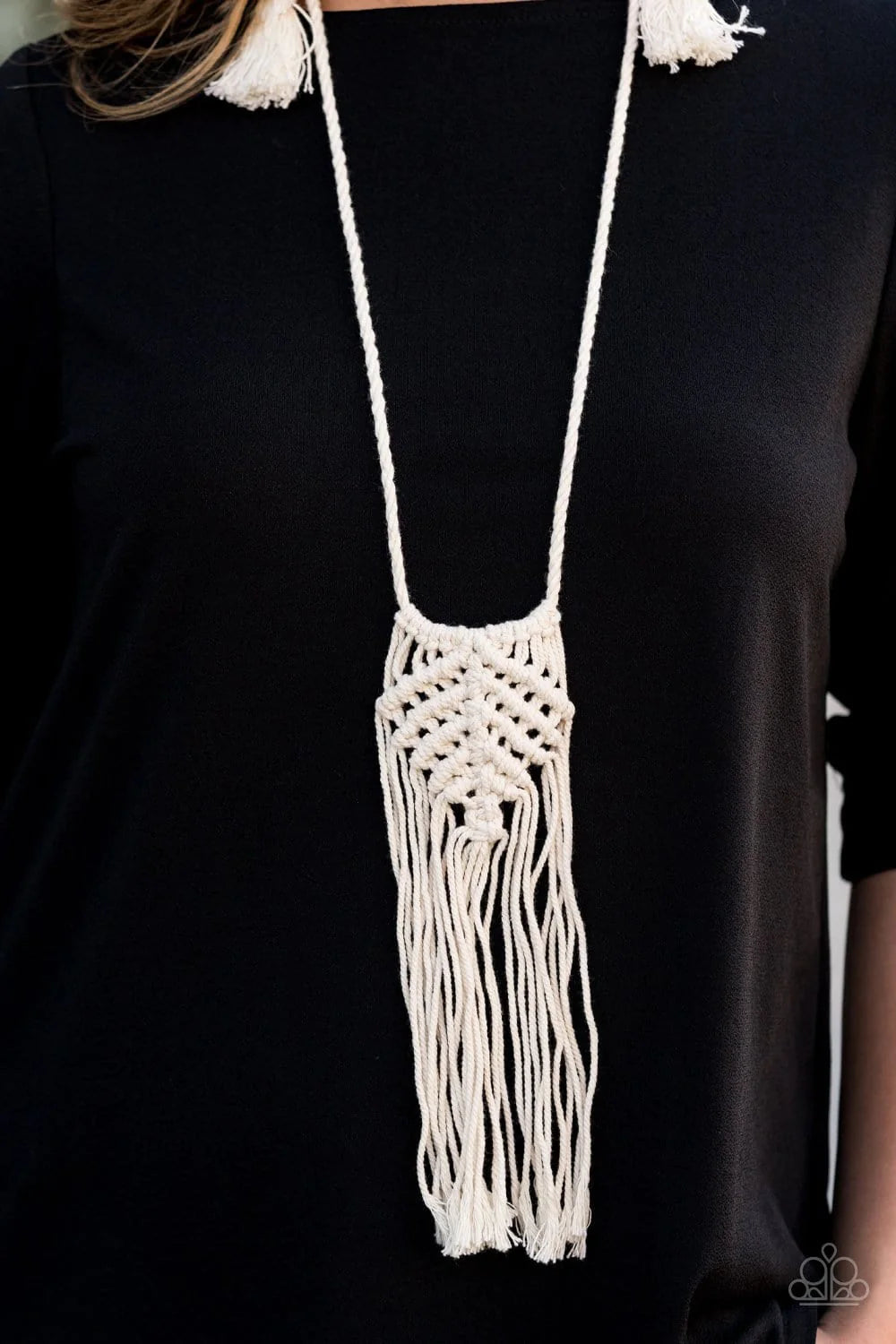 Macrame Mantra -White Macrame Necklace