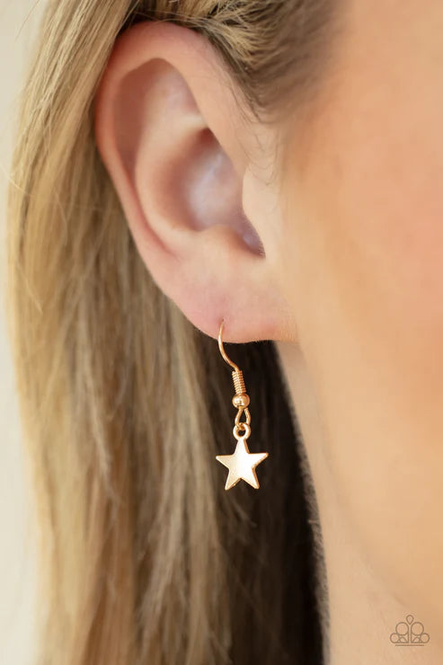 Stellar Stardom - Gold Necklace