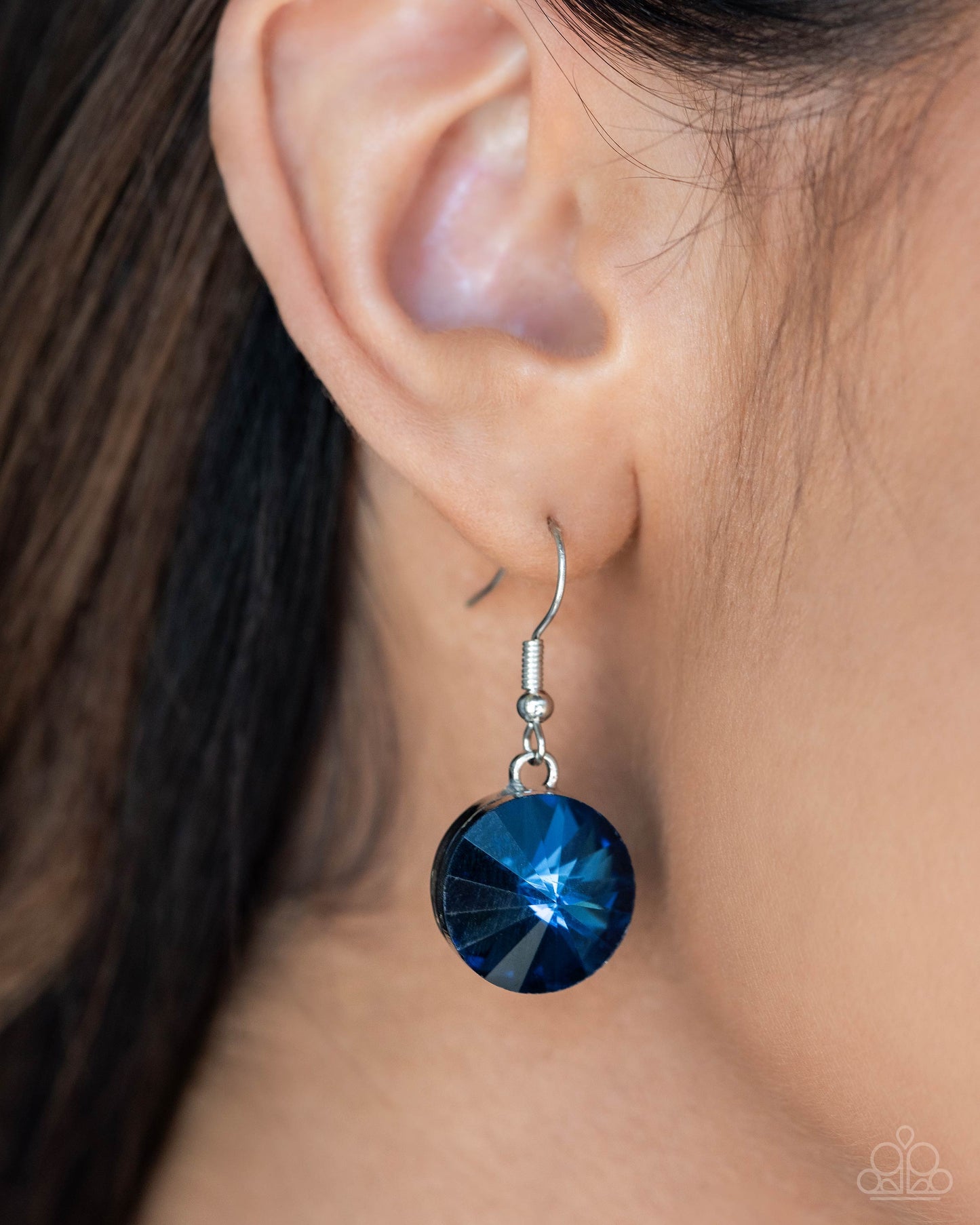 Spotlight Stunner - Blue Necklace