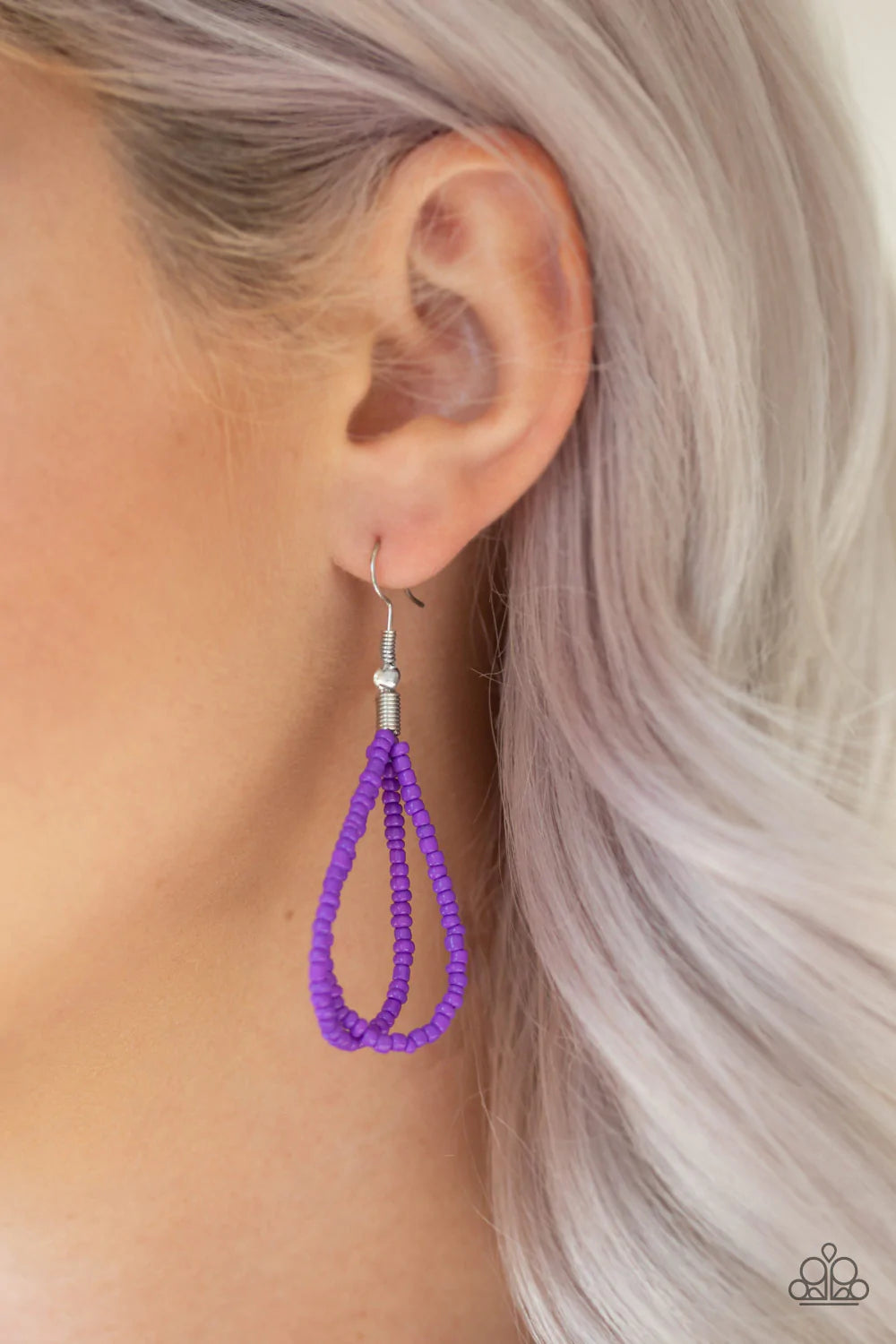 A Standing Ovation 2 - Purple Necklace