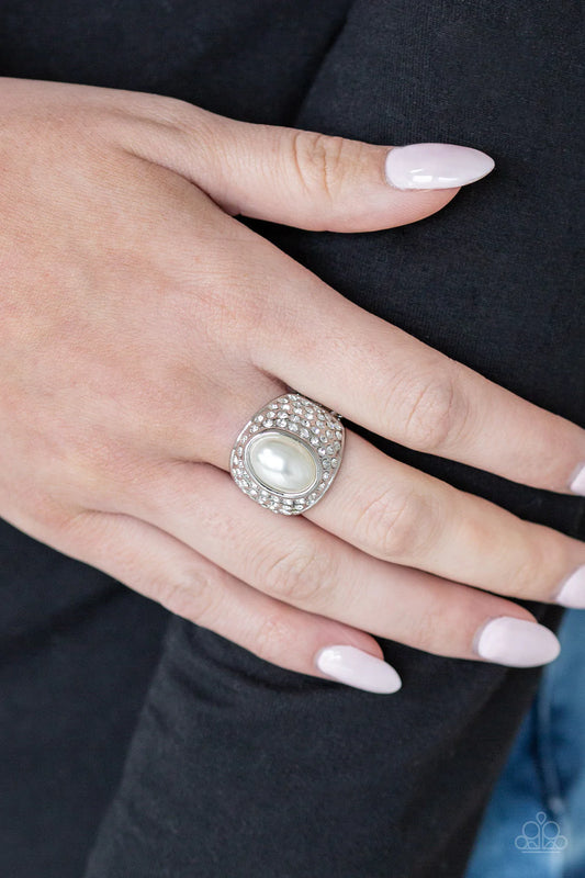 Glittering Go-Getter White Pearl Ring