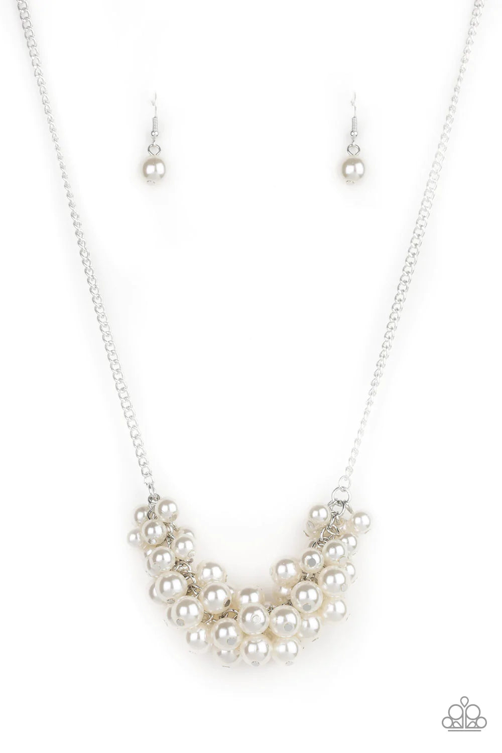 Grandiose Glimmer - White Necklace