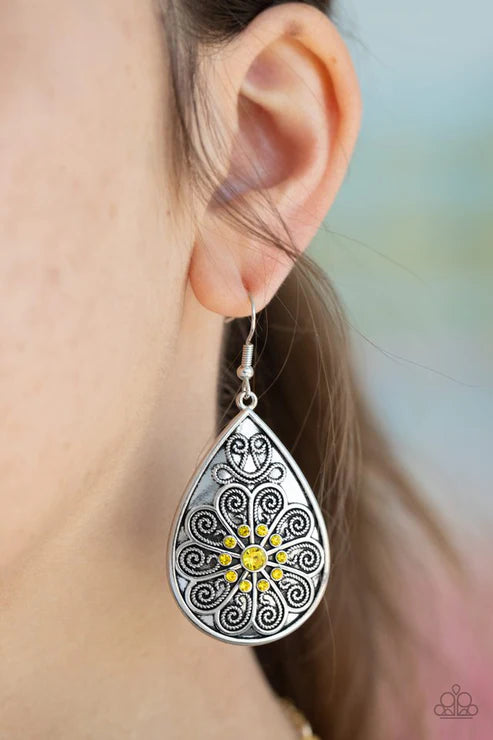 Banquet Bling - Yellow Earrings