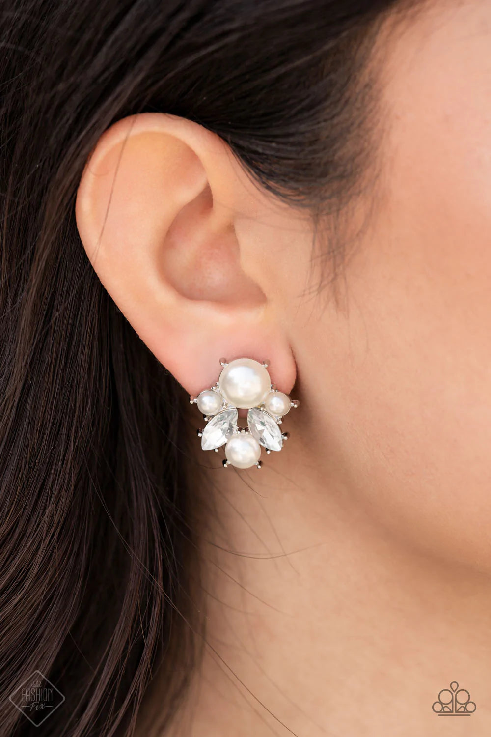 Royal Reverie Post Earrings