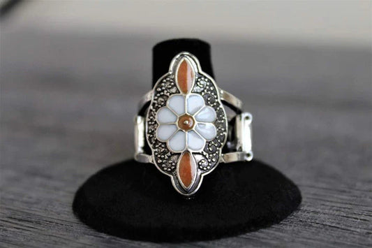 Wildflower Walkabout White Ring