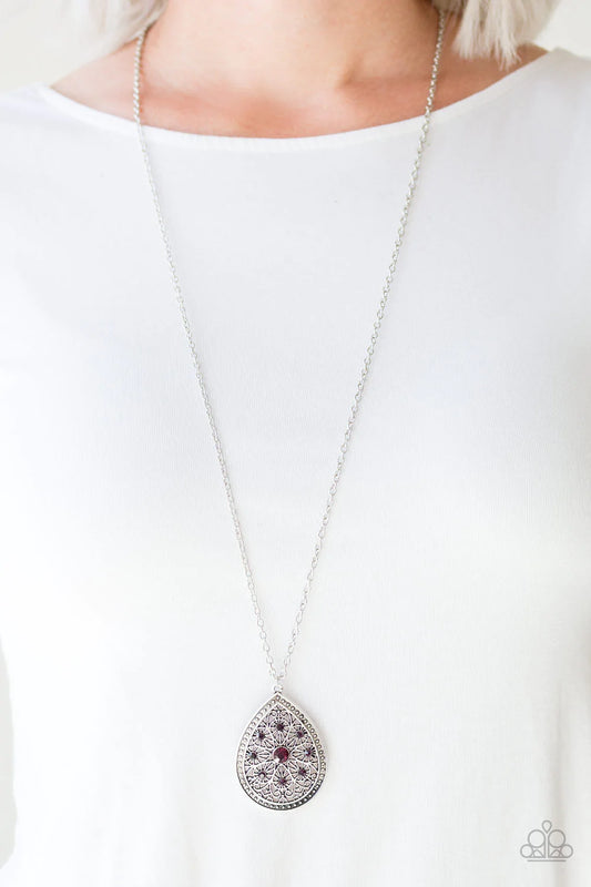 I Am Queen - Purple  Necklace