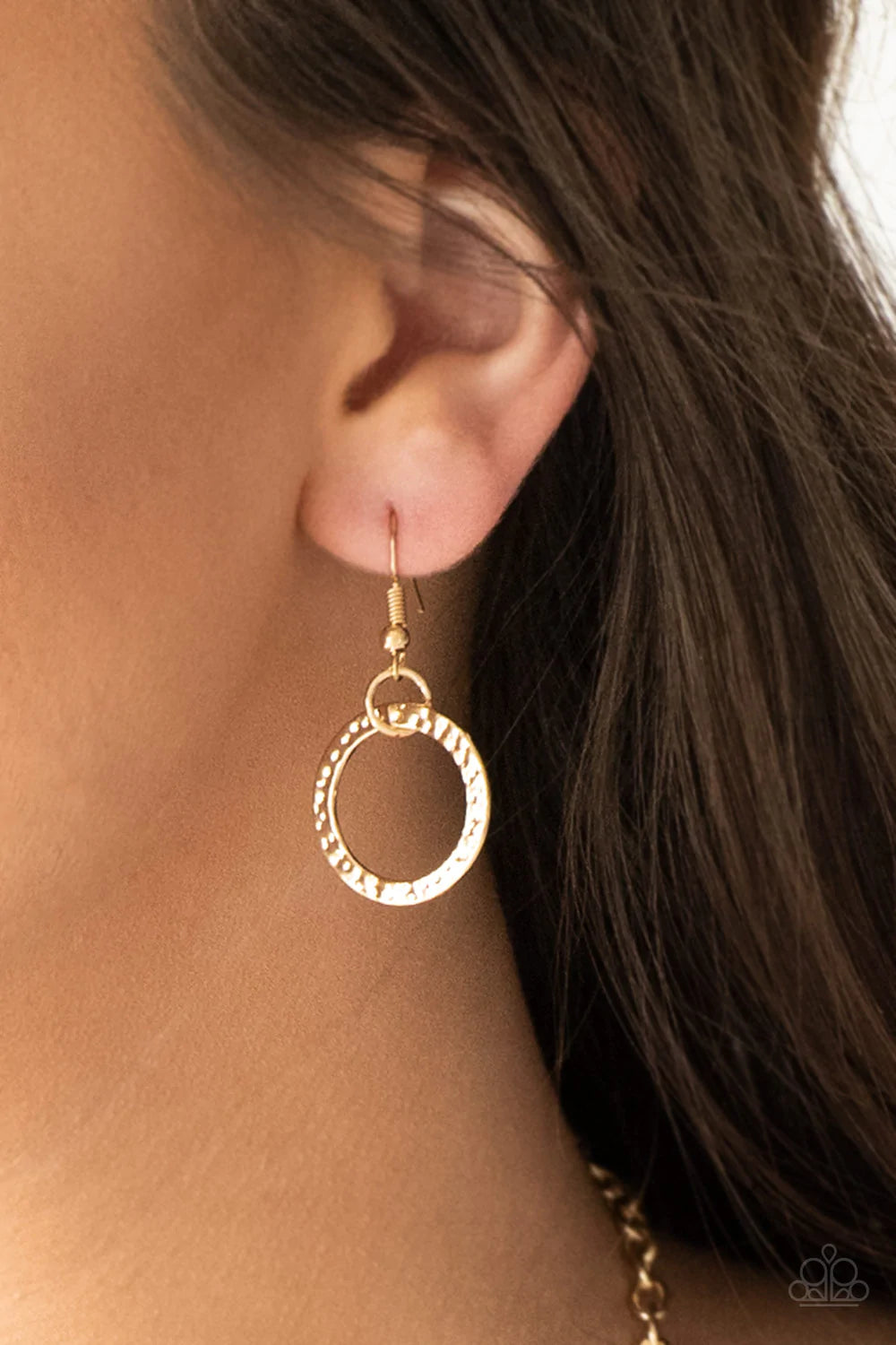 Coast Coasting - Gold Necklace