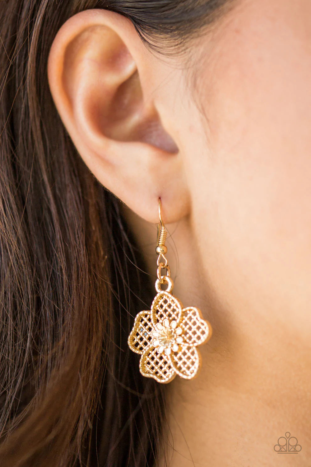 Petunia Paradise - Gold Necklace