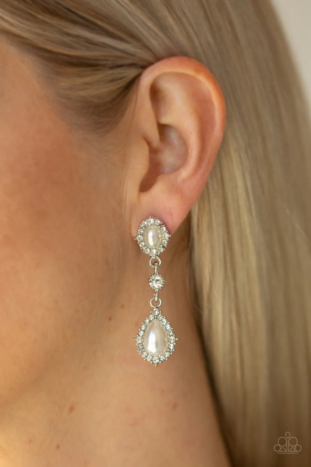 All-GLOWING - White Post Earrings