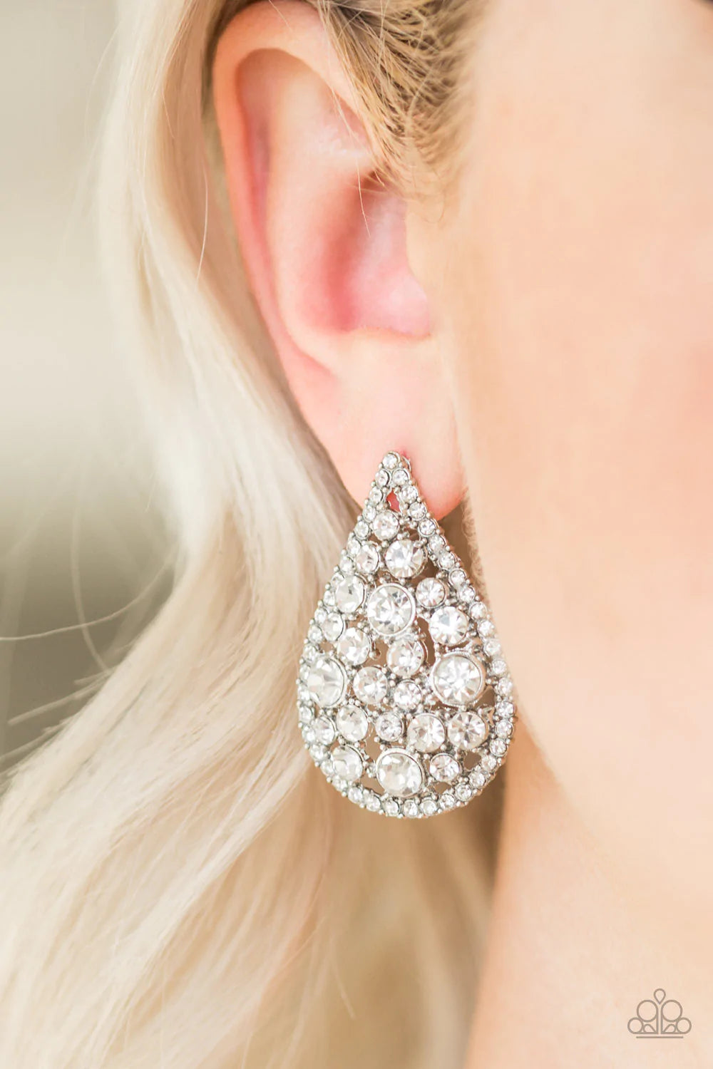 REIGN-Storm - White Post Earrings