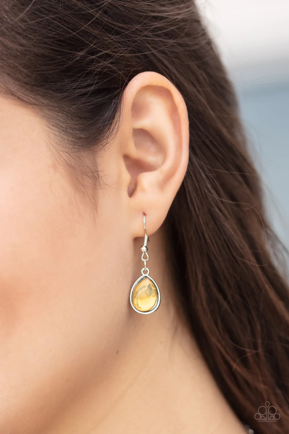 Iridescently Irresistible - Yellow  Necklace