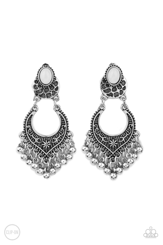 Summery Gardens - White Clip-On